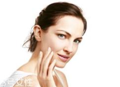 肌底液有几种类型？这两种有不同用法