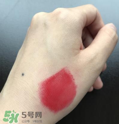 欧莱雅唇釉901平价斩男色试色_试色图