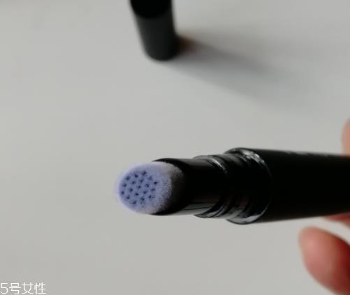 唇釉和唇蜜的区别 你还在傻傻分不清