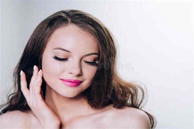 ​脸部下垂怎么恢复 脸部下垂怎么提升