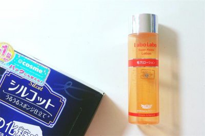 ​收敛水用手还是化妆棉 收敛水用化妆棉敷多久