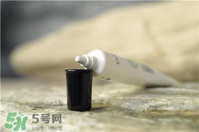 ​眼霜用完之后要洗吗?眼霜用多久才有效果?