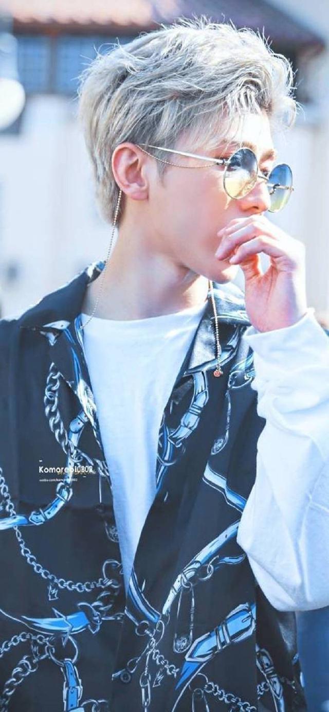 蔡徐坤无水印高清壁纸 NINE PERCENT 队长来袭