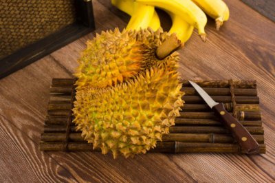 ​榴莲秋天怎么养
