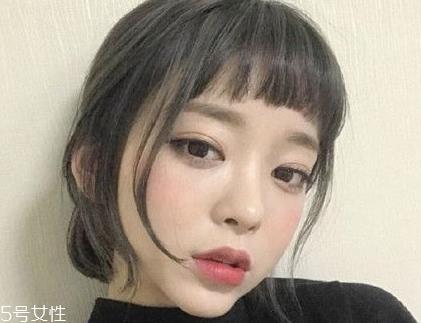 夏天留短发热怎么办 夏季短发这样扎好看又清凉