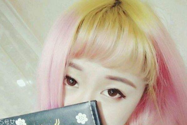 秋天最流行的头发颜色是什么呢 