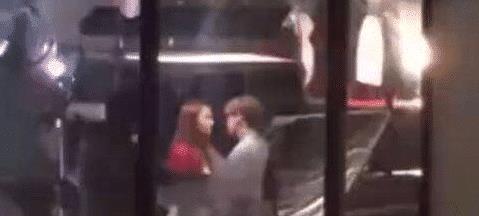 关晓彤为男友鹿晗庆生  酒店激吻鹿晗事件，关晓彤竟这样霸气回应！