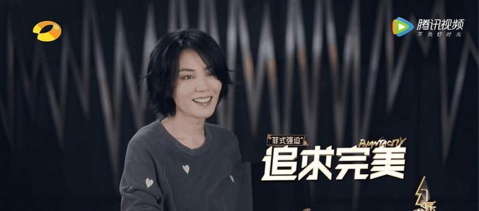 王菲谢霆锋复合四年, 这些细节太甜蜜, 难怪王菲逆生长!