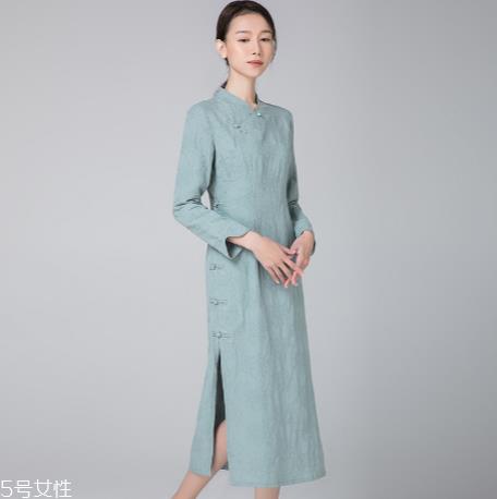 中国风连衣裙怎么搭配？中国风连衣裙搭配图片
