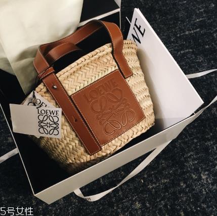 loewe是奢侈品吗？西班牙百年奢华品牌