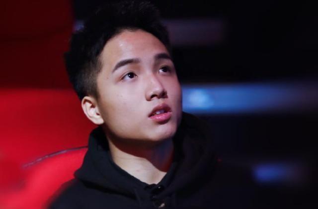 小龙堡在LDL被IG乐言完爆，为何认为他能拯救RNG？原因太真实！