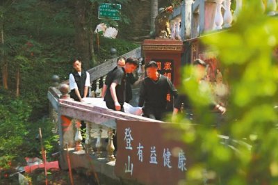​明道亲哥勒死妻儿后自杀：拒绝帮哥哥还200万赌债，明道有错吗？