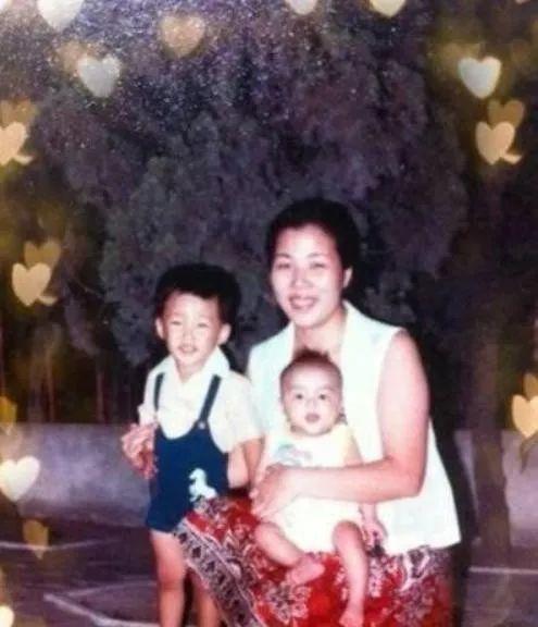明道亲哥勒死妻儿后自杀：拒绝帮哥哥还200万赌债，明道有错吗？