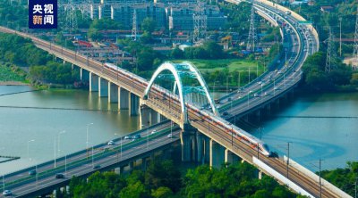 ​运输能力再提升！全国铁路实行新的列车运行图