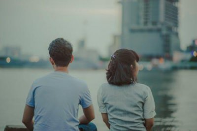 ​嘴笨处对象都聊些什么?刚处对象如何增进感情