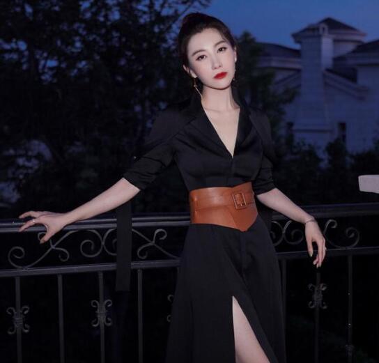 章子怡的漂亮嫂子近照曝光，曾为一名演员，如今是影视公司老板