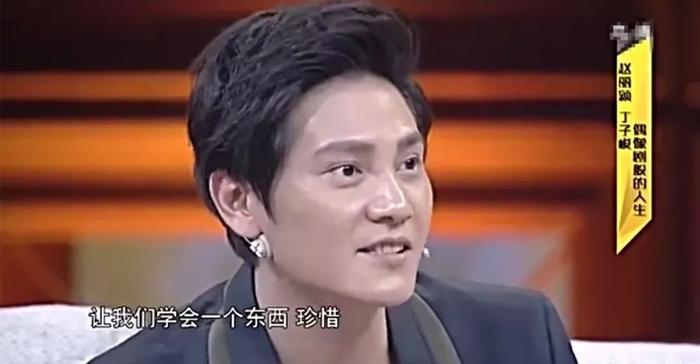 他出身豪门却穷困潦倒去打工，救过李玟的命，认赵丽颖做妹妹！