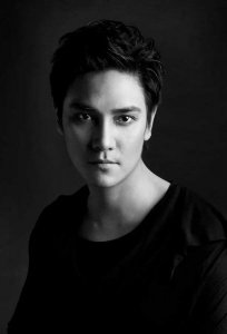 ​他出身豪门却穷困潦倒去打工，救过李玟的命，认赵丽颖做妹妹！