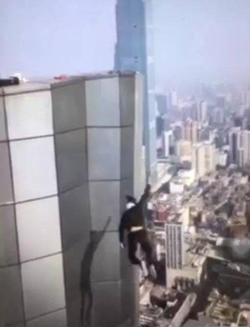 是谁杀死了网红爬高第一人？