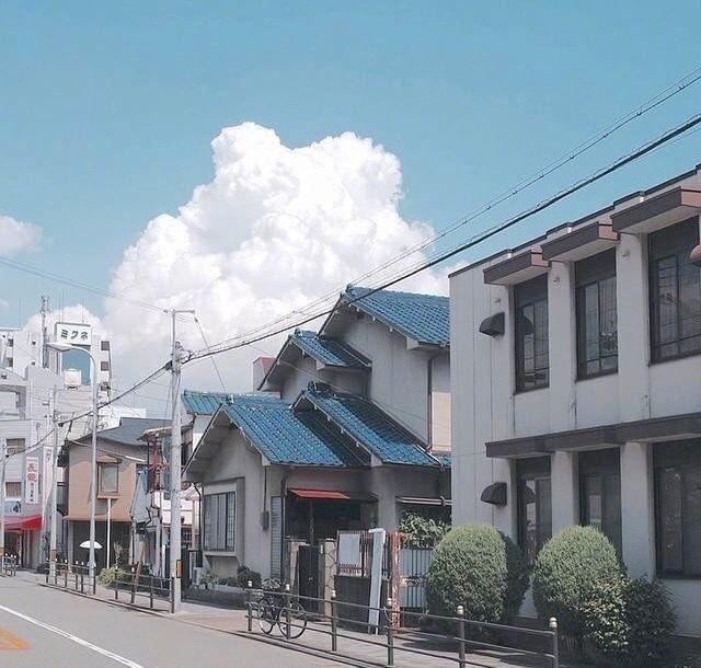 学会控制自己的情绪，谁都不欠你的，不要因为冲动而发脾气，那样会伤害爱你的人。