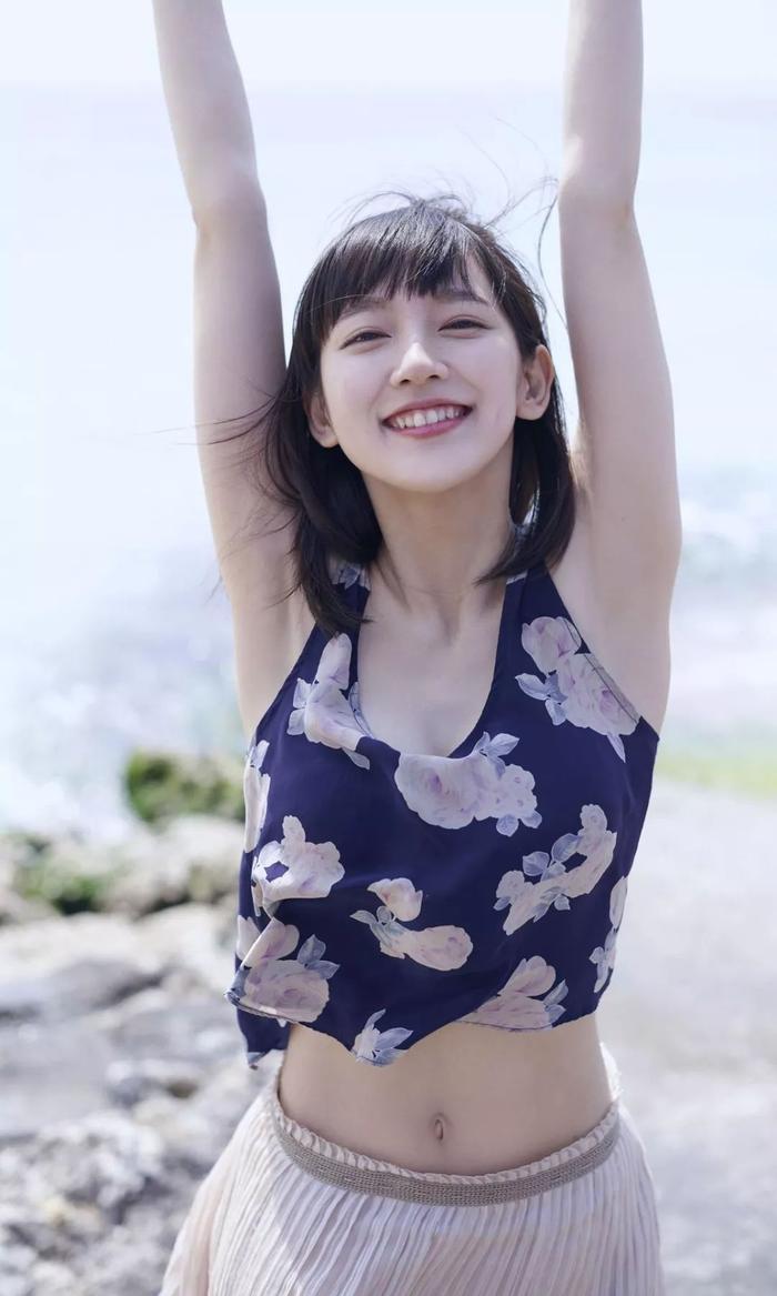 赏色 | 吉冈里帆 Riho Yoshioka
