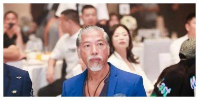 ​“古惑仔”乌鸦张耀扬近况曝光，57岁头发胡子全发白像八旬老翁
