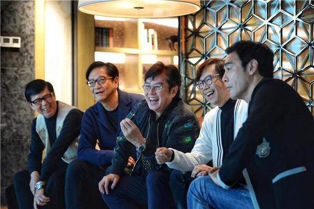 成军46年，跟TFBOYS一起唱跳的“温拿乐队”你记得吗？