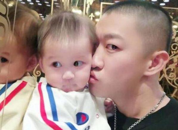 曹云金正式官宣与唐菀离婚，和平协议离婚无矛盾，将共同抚养孩子