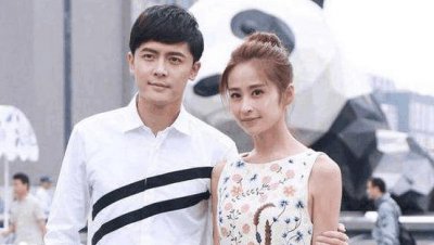 ​付辛博前女友照片曝出, 不输颖儿, 两人亲密到拍婚纱照