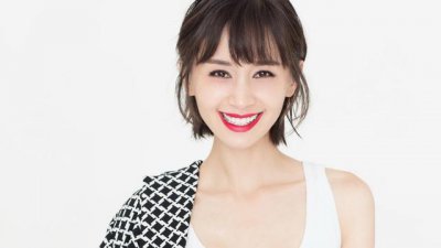​王子文跟“富二代”结婚了，看到他们的合影！网友：“惊讶”