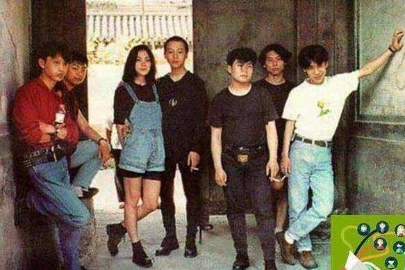 他抛弃王菲转投韩红的怀抱，韩红为了他至今不嫁