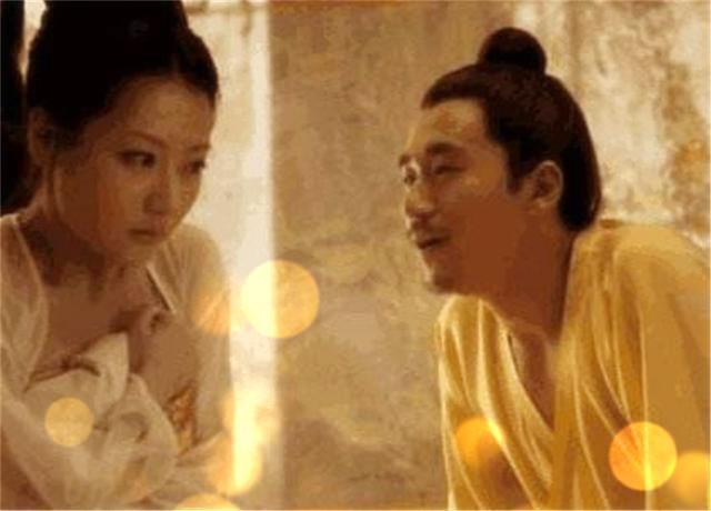 晋平公无能贪色，娶了年幼的公主，不久后在龙榻上将其摧残至死