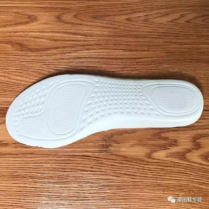椰子350放大招了，亚洲限定是王者配色