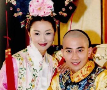 ​51岁“怀玉格格”郑家榆结婚，婚纱照皱纹明显仍美，曾被孙耀威甩