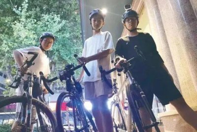 ​家长心太大？上海3名初中生暑假这一举动冲上热搜！网友吵翻