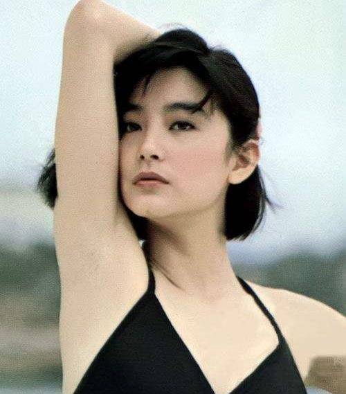 台湾五大美女明星：两位“第一美女”上榜，她的美难以超越！