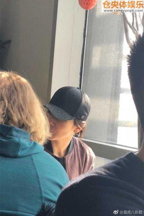 网友餐厅偶遇刘涛 涛姐亲切丝毫没有明星架子－女性－齐鲁晚报网