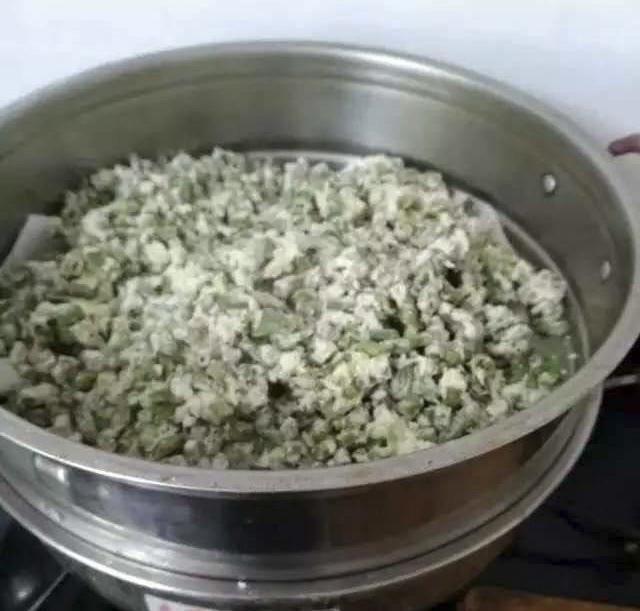 童年常吃的蒸苦累，原来这样做出来的，味道清甜且好吃不腻