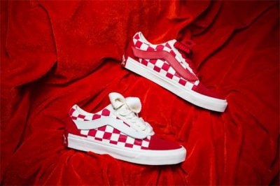 ​vans猪年限定鞋带穿法 玩法非常多