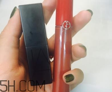 nars mona和阿玛尼200试色对比