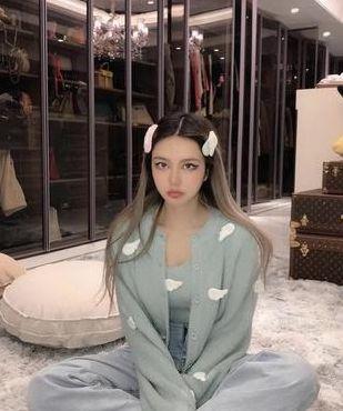 周扬青家里是干什么的（周扬青的家底）