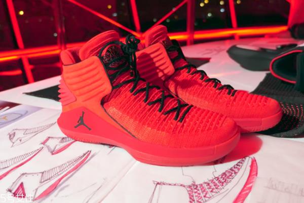 aj32有碳板吗 拆解找答案