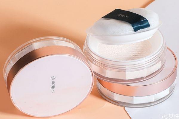 花西子空气蜜粉多少钱 花西子蜜粉使用方法