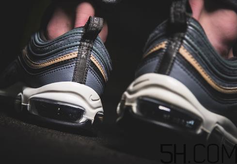 nike air max 97羊毛鞋面子弹头上脚效果怎么样？
