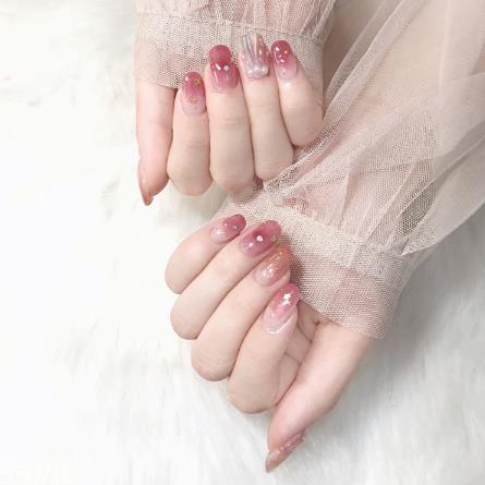超显气质的日系美甲 让你当一回小仙女