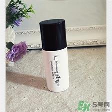遮瑕膏和隔离霜哪个先用?隔离霜和遮瑕膏的顺序