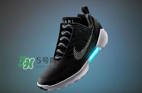nike自动系鞋带的鞋子是哪款？耐克自动系鞋带的鞋子叫什么？