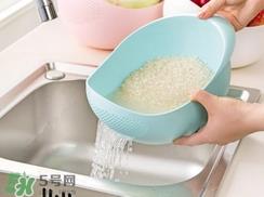 淘米水洗脸多久见效?淘米水洗脸多久能变白?