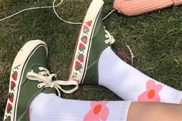 vans小草莓在哪买 vans草莓鞋哪里有卖