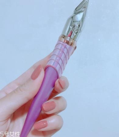 vivlas钢笔口红怎么用？